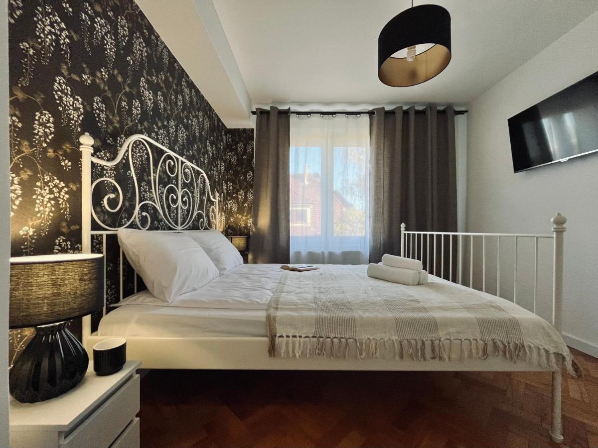Apartament Dana Browna Jelení Hora Exteriér fotografie